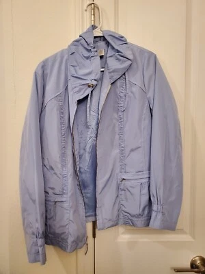 Zenergy by Chico’s 尺寸 2 轻便夹克断风器缝制细节尺寸 2 — 第 1/2 张图片