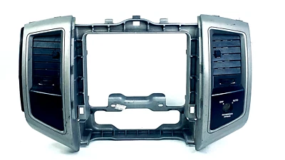 2005-2016 Toyota Tacoma Dash Bezel 2.7L Número da peça: 55670-04020 ventilação prata - Imagem 1 de 4