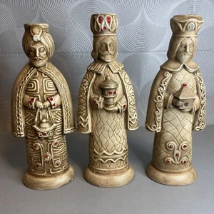FIGURINES THE THREE KINGS CERAMIC JEWELED VINTAGE CHRISTMAS DECORATIONS MCM - Picture 1 of 13