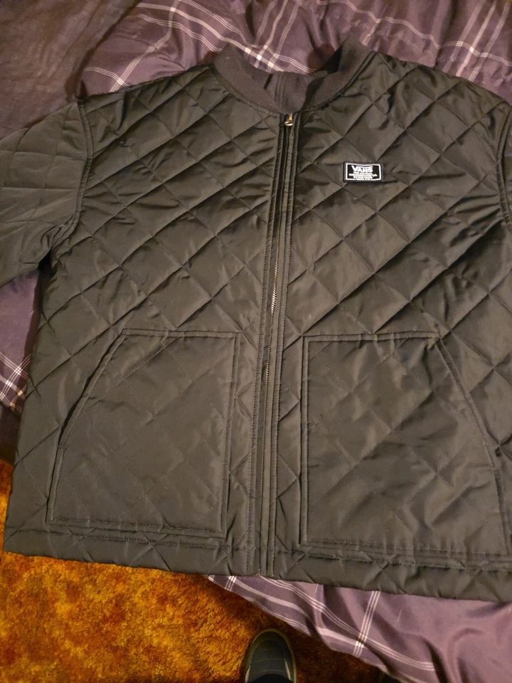 Chaqueta Vans Riley Para Hombre Mediana Negra Acolchada Botón/Crebilla Abrigo con Capucha Forro Amarillo Foto 1 de 4