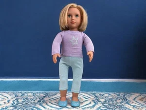 Suéter Estrella Púrpura 18" American Girl Doll Truly Me y Leggings Capri Azules - Imagen 1 de 14