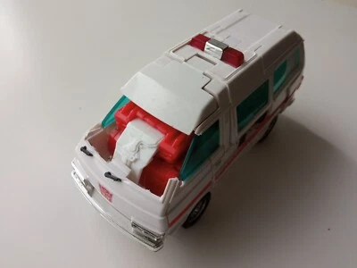 * TRANSFORMERS RATCHET AMBULANCE G1 TAKARA TOMY - Imagen 1 de 4