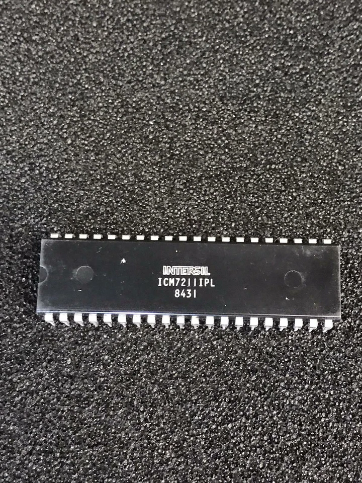 ICM7211IPL - 4-Digit LCD Display Driver - DIP40 - INTERSIL - Image 1 of 1