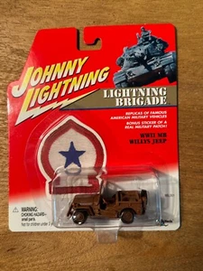 Johnny Lightning Lightning Brigade WWII MB Willys Jeep 2001 1/64 NEW with Patch - Picture 1 of 4