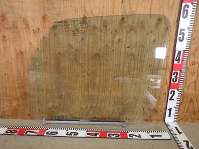 SUZUKI CARRY TRUCK DA63T Front Door Window Glass Left side  TESTED GENUINE JDM - Image 1 of 4