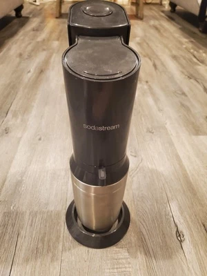 Máquina de agua con gas SodaStream Aqua Fizz modelo CY-8002 y botella de CO2 sin probar Foto 1 de 4