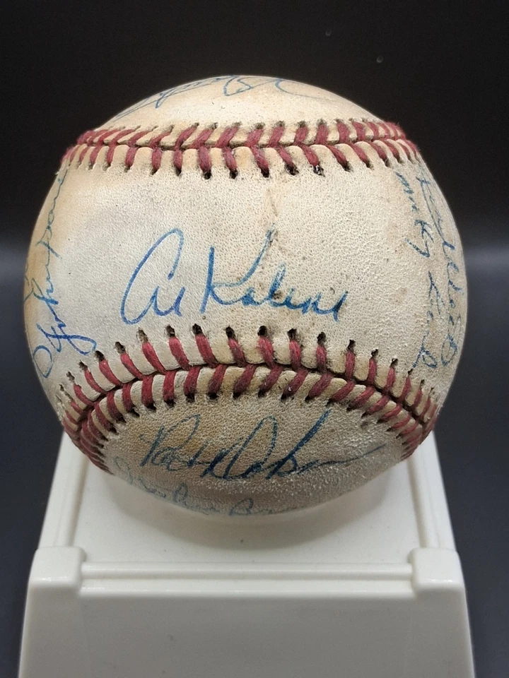 RARE 1968 DETROIT TIGERS World Series Champion Team Signed Baseball *Al Kaline* - Image 1 of 4