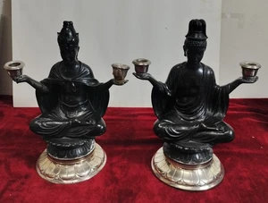 PAAR KERZENLEUCHTER ODER KERZENSTÄNDER. SILBER UND KERAMIK SCHWARZ. ASIEN. 19.-20. Jh. - Bild 1 von 9