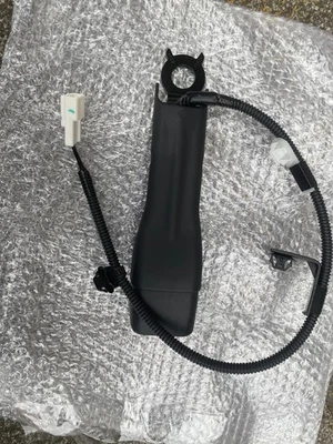 73230-33780-C0 Toyota Camry 2018-2019 LH cinturón de seguridad del conductor hebilla eléctrico negro Foto 1 de 4