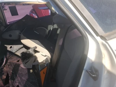 Ford Fiesta 2014 asiento trasero fabricante original YW0NS Foto 1 de 2