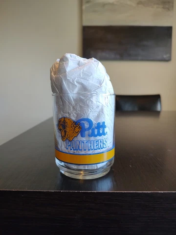 Vintage PITT Pittsburg Panthers Big East Basketball Drinking Glass Getty Cover