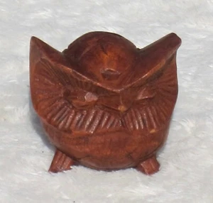 Wooden Owl 5cm Suar Wood Hand Carved Fair Trade - Picture 1 of 3