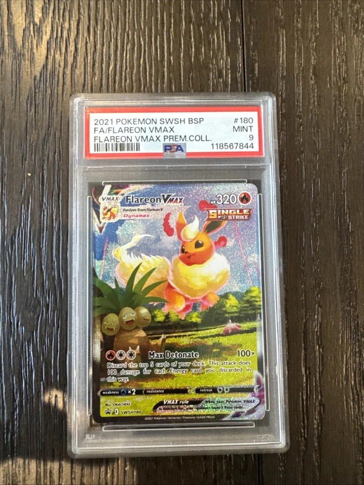 Flareon VMAX SWSH180 SWSH: Sword & Shield Promo Cards Holo - Image 1 of 1