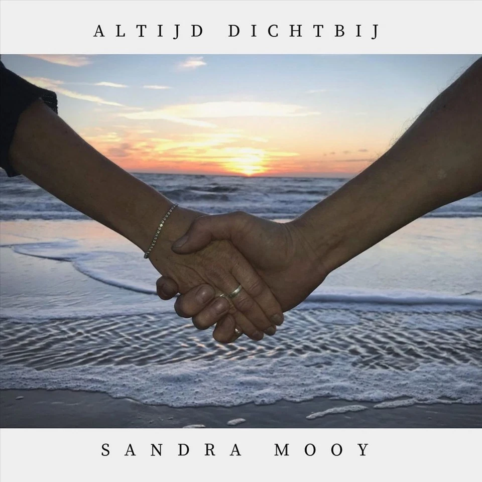 SANDRA MOOY - ALTIJD DICHTBIJ NEW CD - Image 1 of 1