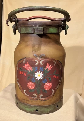 Milchkanne mit Blumenmotiv bemalt, mit Deckel, z.B. als Schirmständer - Bild 1 von 4
