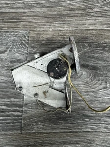 1940s 1950s United Mfg Co. Coin Entry Chute Arcade - Picture 1 of 4
