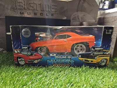 Vntg 2000 Muscle Machines 1969 Chevrolet Camaro Z28 1:18 Scale Diecast Car  - Image 1 of 4