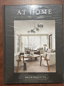 At Home Evocative & Art-Forward Interiors - Imagen 1 de 4