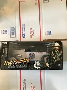 Hank William's 1998 HOT COUNTRY '33 FORD COUPE Issue #1 Racing Champions 1/4998 - Picture 1 of 8