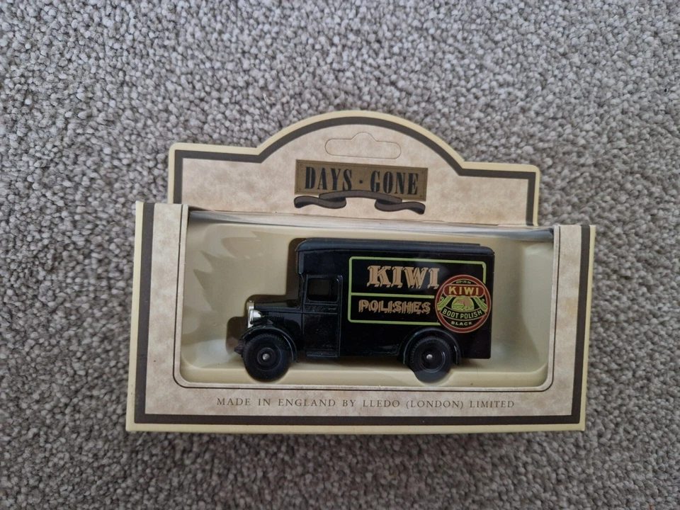 LLEDO DAYS GONE CLASSIC KIWI POLISHES 1934 DENNIS PARCELS VAN REF 16006 - Photo 1/2