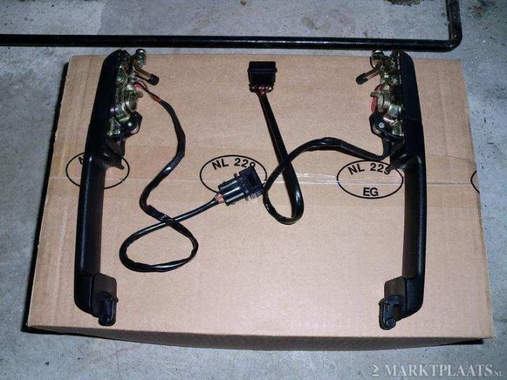 Satz neue Türgriffe außen VW Corrado - Bild 1 von 4