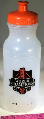 SAN FRANCISCO GIANTS WORLD CHAMPIONS 2014 PLASTIC WATER BOTTLE NEW FREE SHIPPING Cover