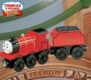 THOMAS & FRIENDS TRENO IN LEGNO ~ JAMES ~ RARA LABA GIALLA 2009 NUOVA IN SCATOLA! - Foto 1 di 9