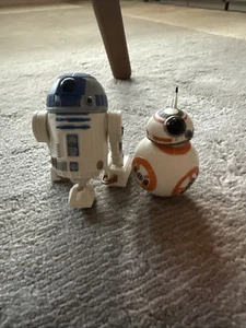 2019 Disney Star Wars Hasbro The Rise Of Skywalker- BB-8 and R2-D2 - Picture 1 of 6