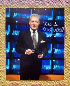 Alex Trebek RARE Signed Autograph 8x10 Photograph Jeopardy TV USA - Picture 1 of 2