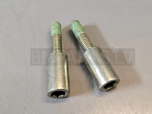 2x NEW GENUINE BMW ENGINE M47 M57 VACUUM PUMP MOUNTING TORX BOLT - Picture 1 of 11