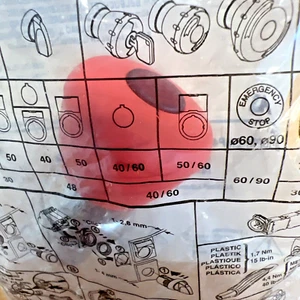 Allen Bradley 800FM-LMP44 - Iluminado 40mm Liberación Push/Pull Rojo *Nuevo en Bolsa - Imagen 1 de 5