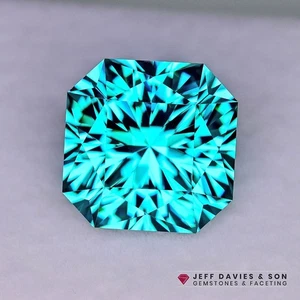 21.41ct LAB Blue Green (Paraiba) Garnet  – Yttrium Aluminum Garnet - Czochralski - Picture 1 of 2