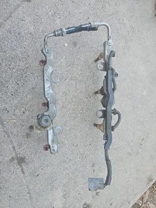 2006-2012 LEXUS IS350 Upper Fuel Injectors W/ Rail W/ Harness Injection - Picture 1 of 5
