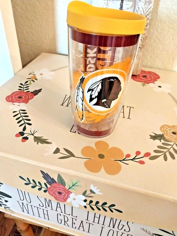 Washington Redskins 16 oz. Tervis Tumbler with Lid. EUC Cover