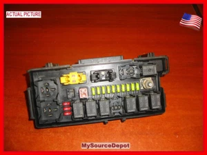 2007,COMMANDER,POWER DISTRIBUTION MODULE,FUSE BOX - Picture 1 of 9