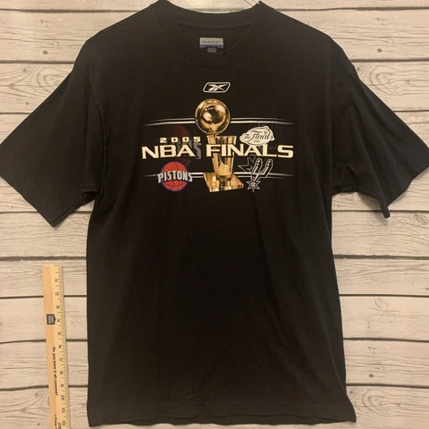 Reebok 2005 Finals NBA Championship Mens T Shirt Sz Med Black Spurs Pistons Cover