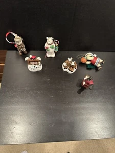 Vtg Mix Lot 6 Christmas Ornaments - Picture 1 of 2