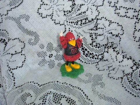 UNIVERSITY OF SOUTH CAROLINA  MASCOT 203 4" TALL RESIN DESKTOP FIGURINE  NEW Cover