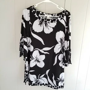 WHITE HOUSE BLACK MARKET Top Size Medium Floral Stretch Womens Bell Sleeve - Picture 1 of 9