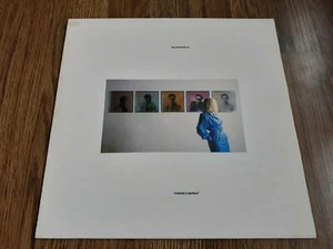 THE DISTRACTIONS - NOBODY'S PERFECT LP 1980 ISLAND RECORDS EX+ - Picture 1 of 7