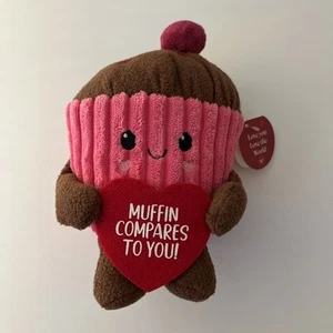 Muffin se compara contigo peluche suave corazones rosas y marrones con etiquetas - juguetes de quilla - Imagen 1 de 10