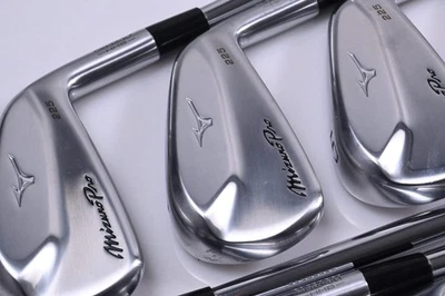 Mizuno Pro 225 Irons / 3-PW+GW / Regular Flex Dynamic Gold 105 R300 Shafts - Image 1 of 4