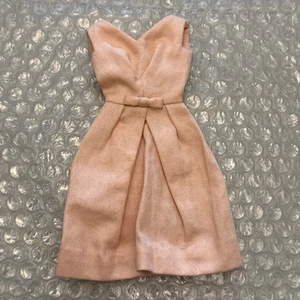 Vintage Barbie bambola vestiti vestito PAK rosa pallido cotone campus belle vestito fiocco - Foto 1 di 16
