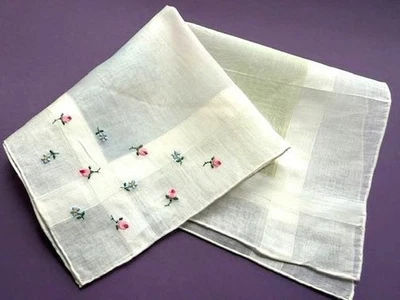 VINTAGE HANKY EMBROIDERED ROSE BUDS RAINBOW OMBRE CENTER NEW W/ TAGS SWISS - Image 1 of 4