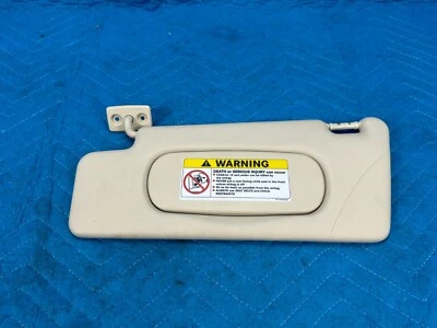 Parasol lateral del conductor beige: 205A 2003-2006 OEM Mercedes SL500 SL-Class R230 Foto 1 de 4