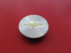 CHEVROLET IMPALA CRUZE VOLT HHR (1) WHEEL RIM HUB CAP HUBCAP CENTER COVER #2104 - Picture 1 of 2
