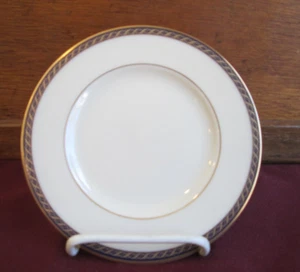 LENOX HAMILTON SALAD PLATE - 8 1/4" 0805B - Picture 1 of 4