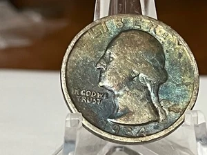 GOOD 1934 P Silver Washington Quarter ~ NICE COLOR TONES # WL-20 - Picture 1 of 2
