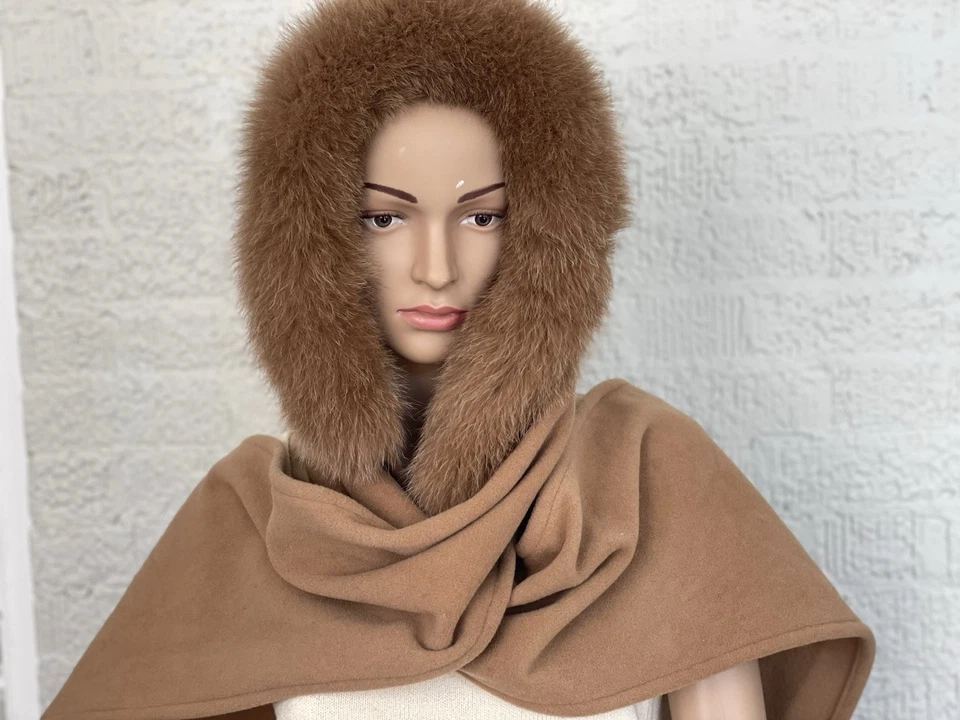 Vintage Wool hood with Real 🦊 Fox Fur Beige Made In Finland 🇫🇮 - Image 1 of 4