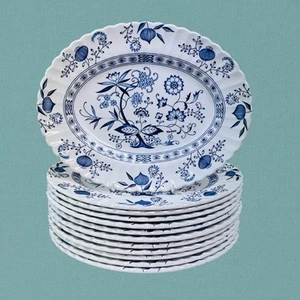 J & G Meakin Classic Blue Nordic Oval Dinner Plate Blue & White Onion 28cm Vtg - Picture 1 of 10